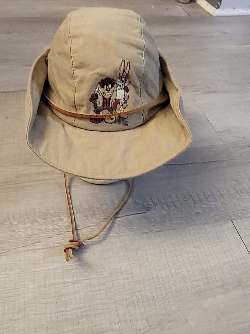 Vintage panama WARNER BROS 1997 MADE IN USA bucket hat